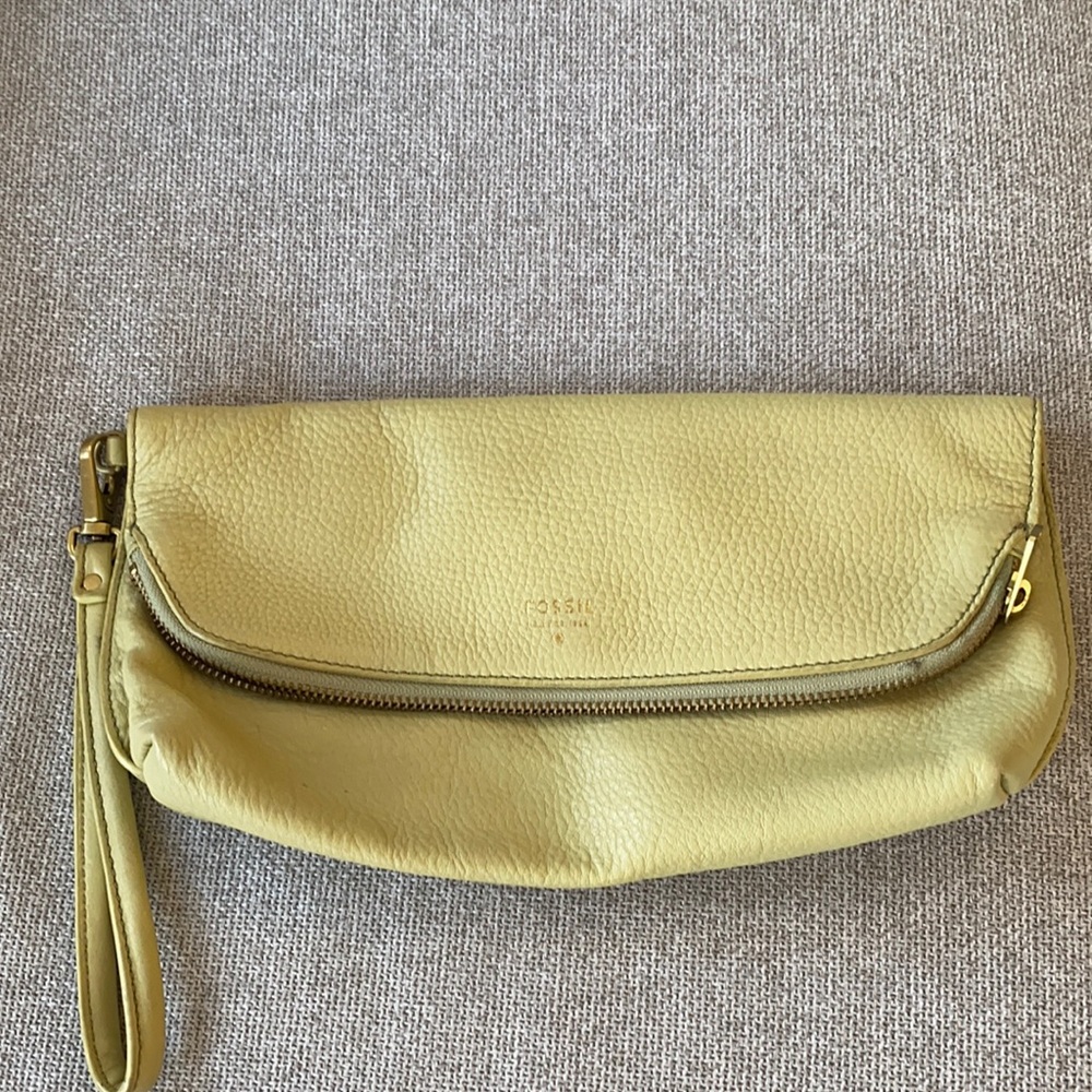 Light green leather Fossil wristlet